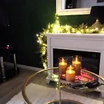 Le Petit Charme - Wohnen In Einer Historischen Apartment