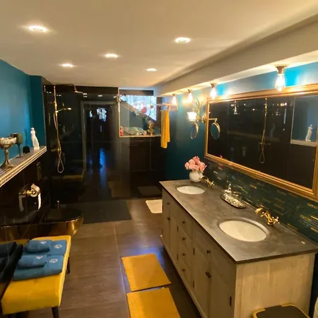 Apartment Le Petit Charme - Wohnen In Einer Historischen Suhl