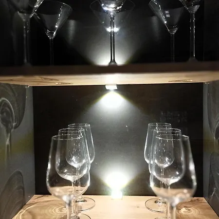 Le Petit Charme - Wohnen In Einer Historischen Apartment