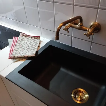 Le Petit Charme - Wohnen In Einer Historischen Apartamento