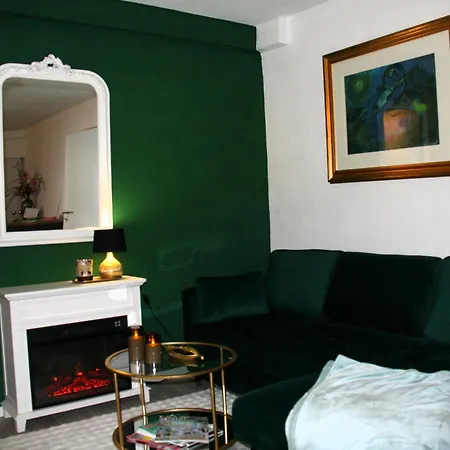 Le Petit Charme - Wohnen In Einer Historischen Apartment Suhl