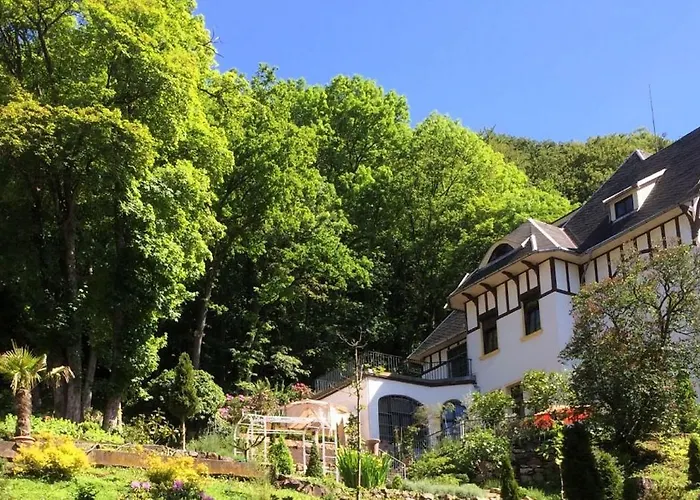 Le Petit Charme - Wohnen In Einer Historischen Зуль