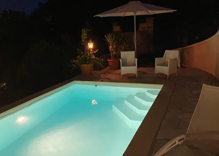 Апартаменты Le Petit Charme - Wohnen In Einer Historischen Зуль