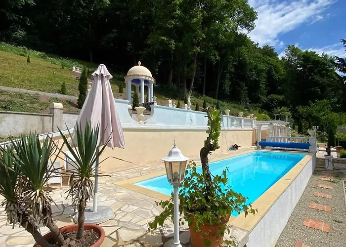 Апартаменты Le Petit Charme - Wohnen In Einer Historischen *